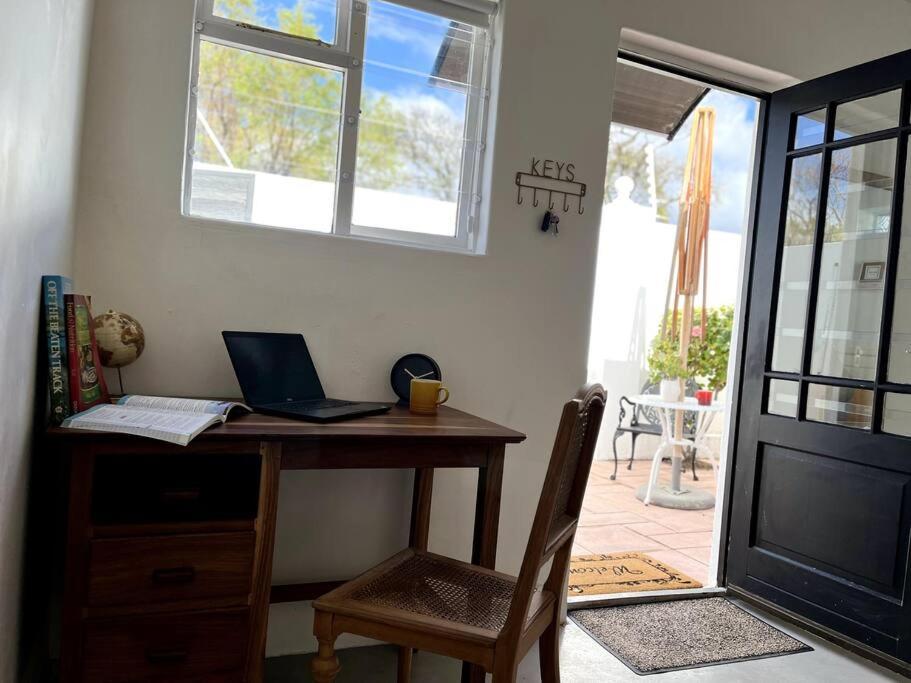 Cosy Harcourt Cottage