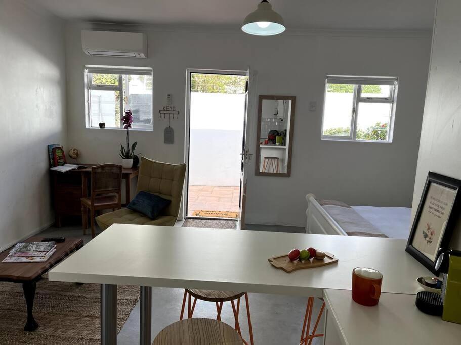 Cosy Harcourt Cottage