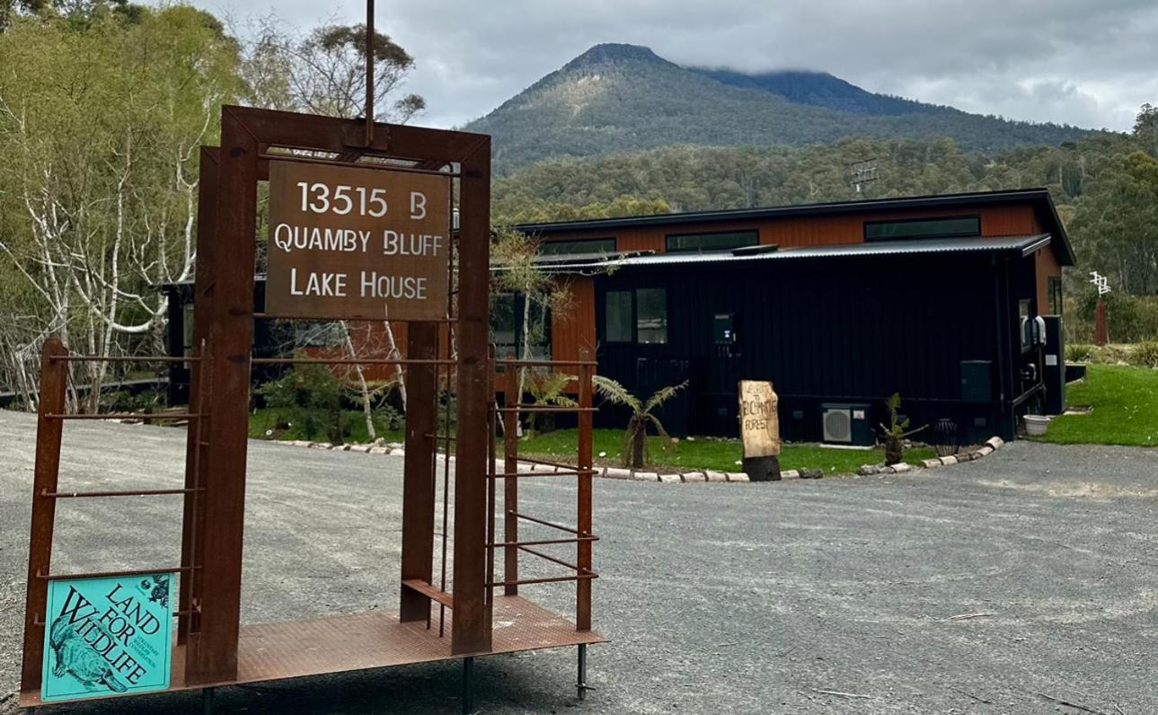 Quamby Bluff Lake House, Deloraine, Tasmania