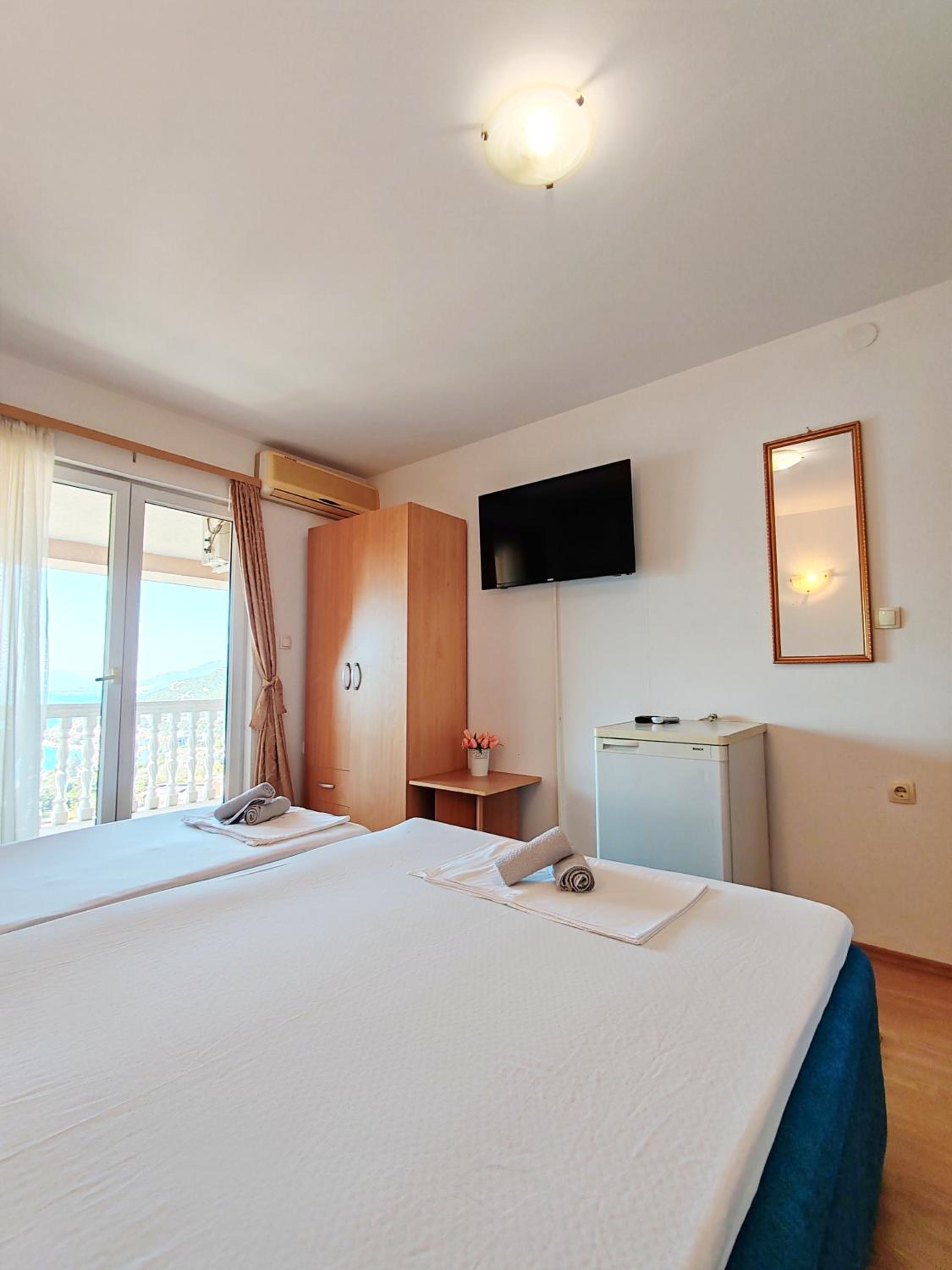 Apartment & Rooms Tempera