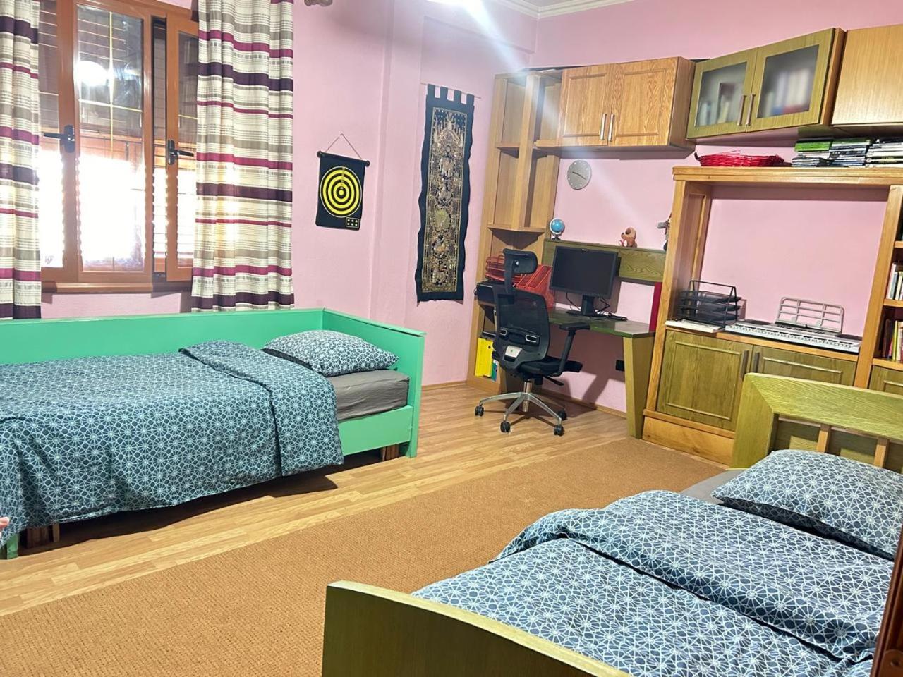 Villa 42 Tirane