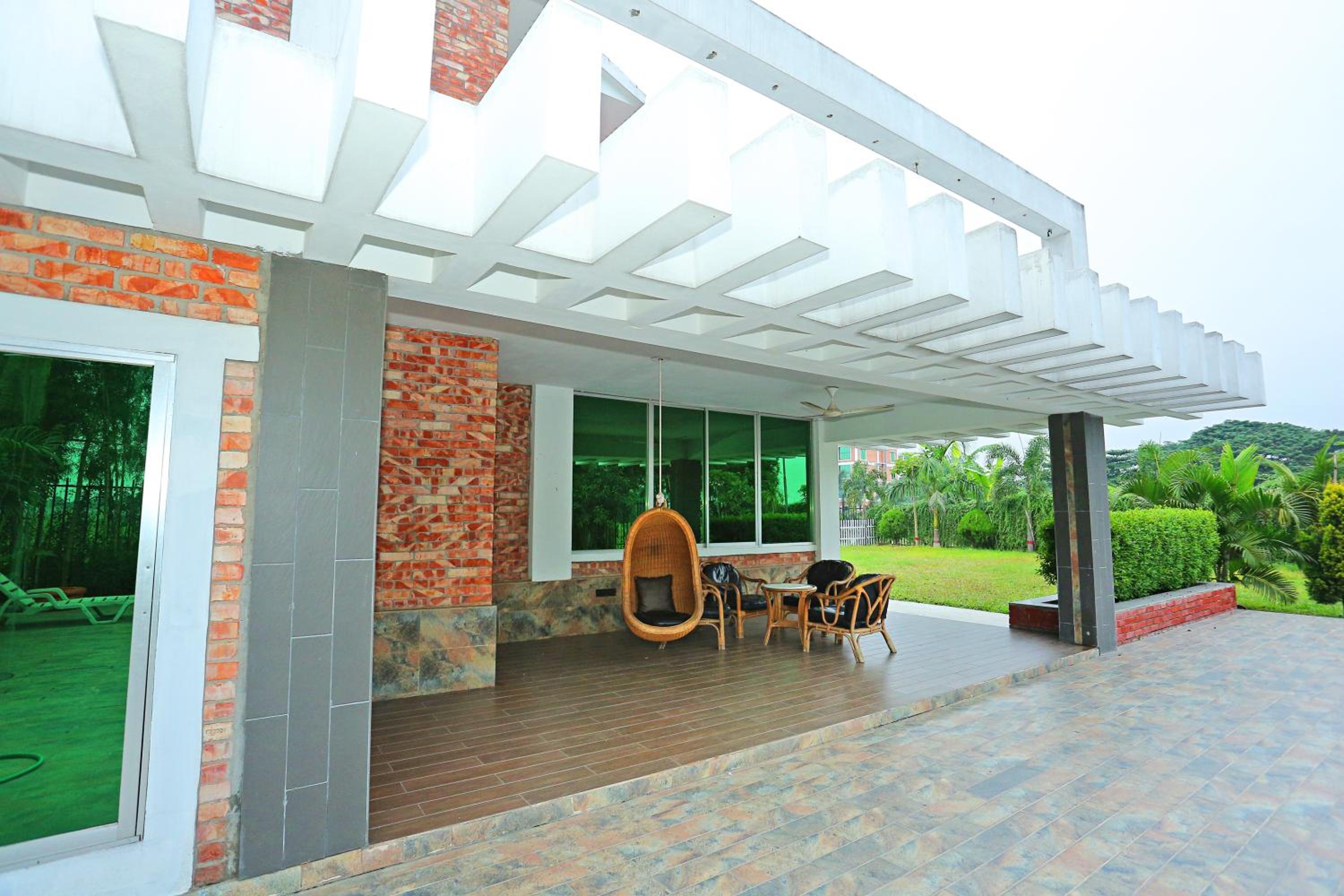 Shaira Garden Hotel & Resorts
