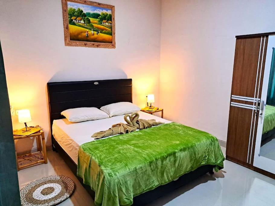 Cozy place in Denpasar view 3