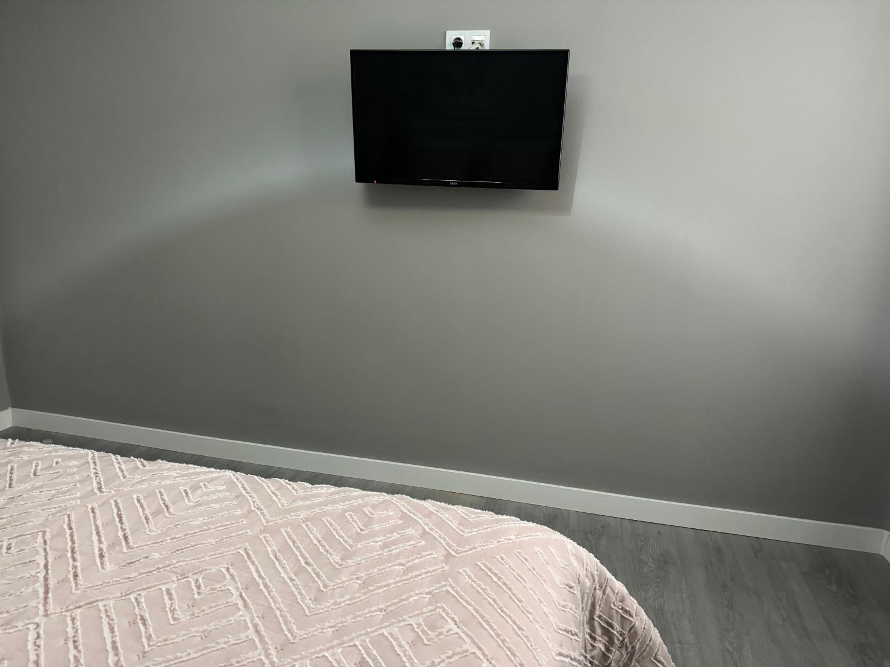 LOGROÑO CENTRO A ESTRENAR WIFI IMPECABLe photo 2