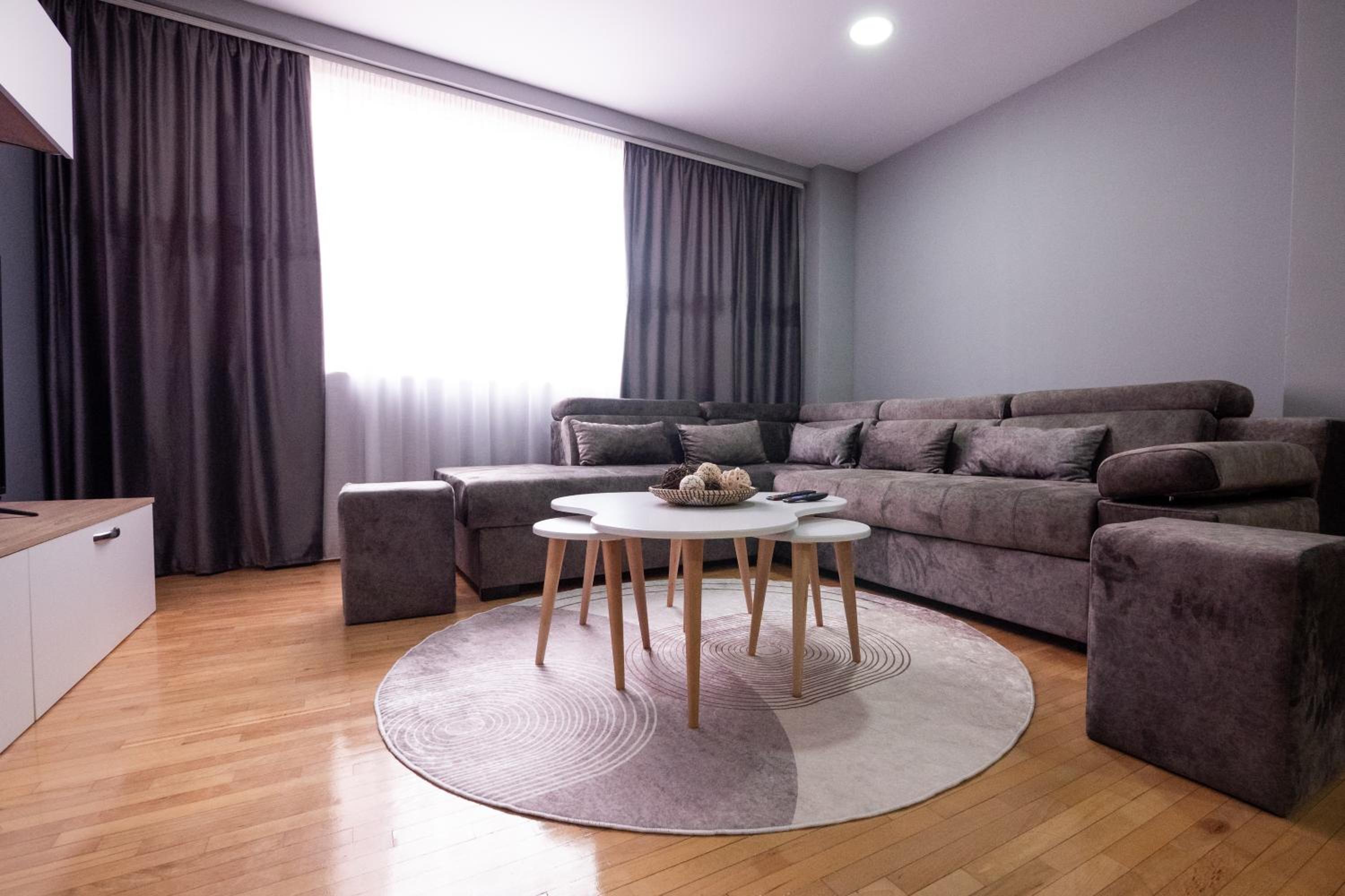 EnterGate Apartments