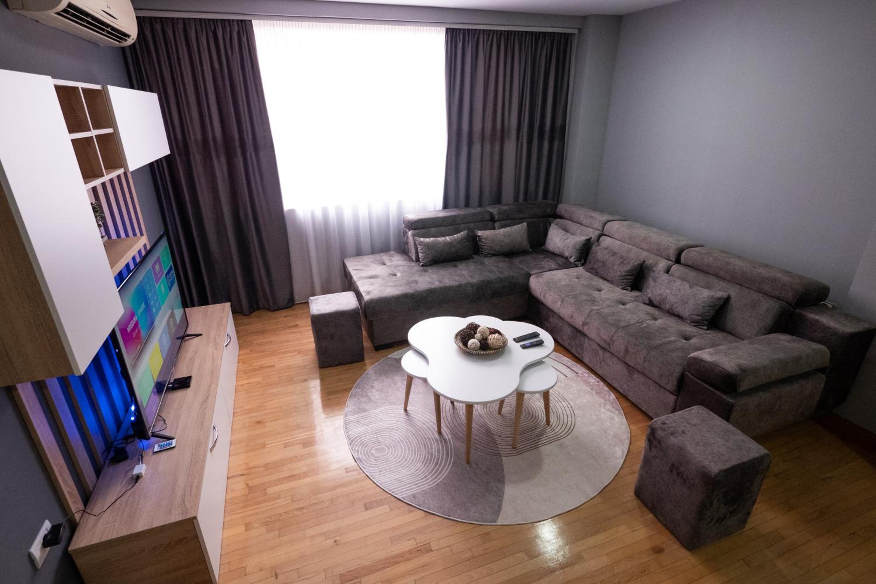 EnterGate Apartments