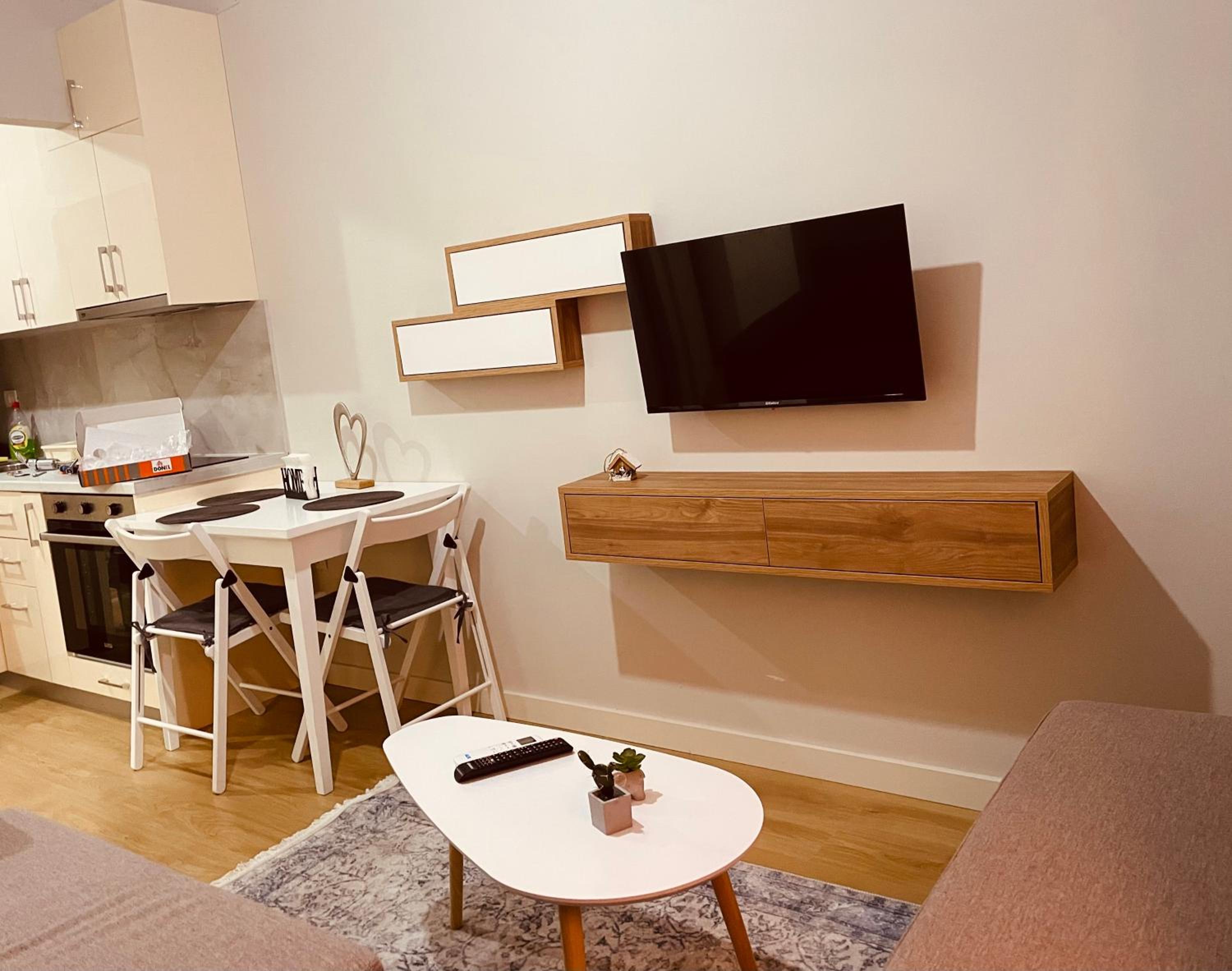 Home Inn Apartment near City Center