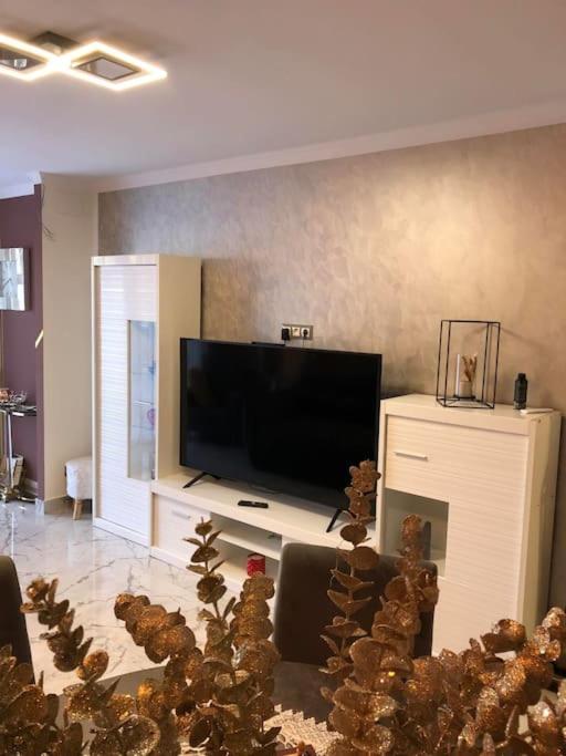 Unique Apartment La Pineda