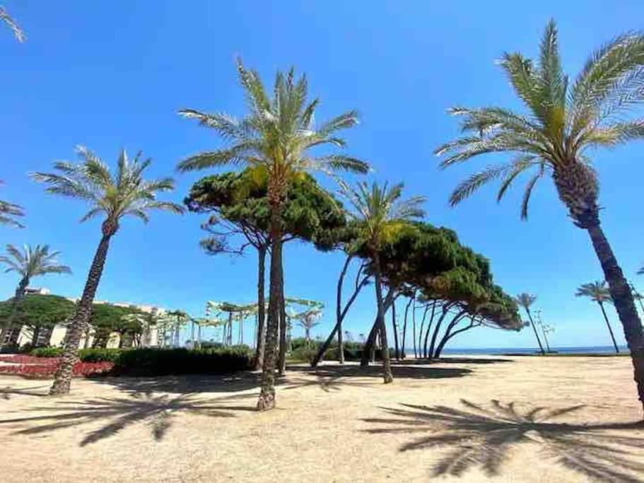 Unique Apartment La Pineda