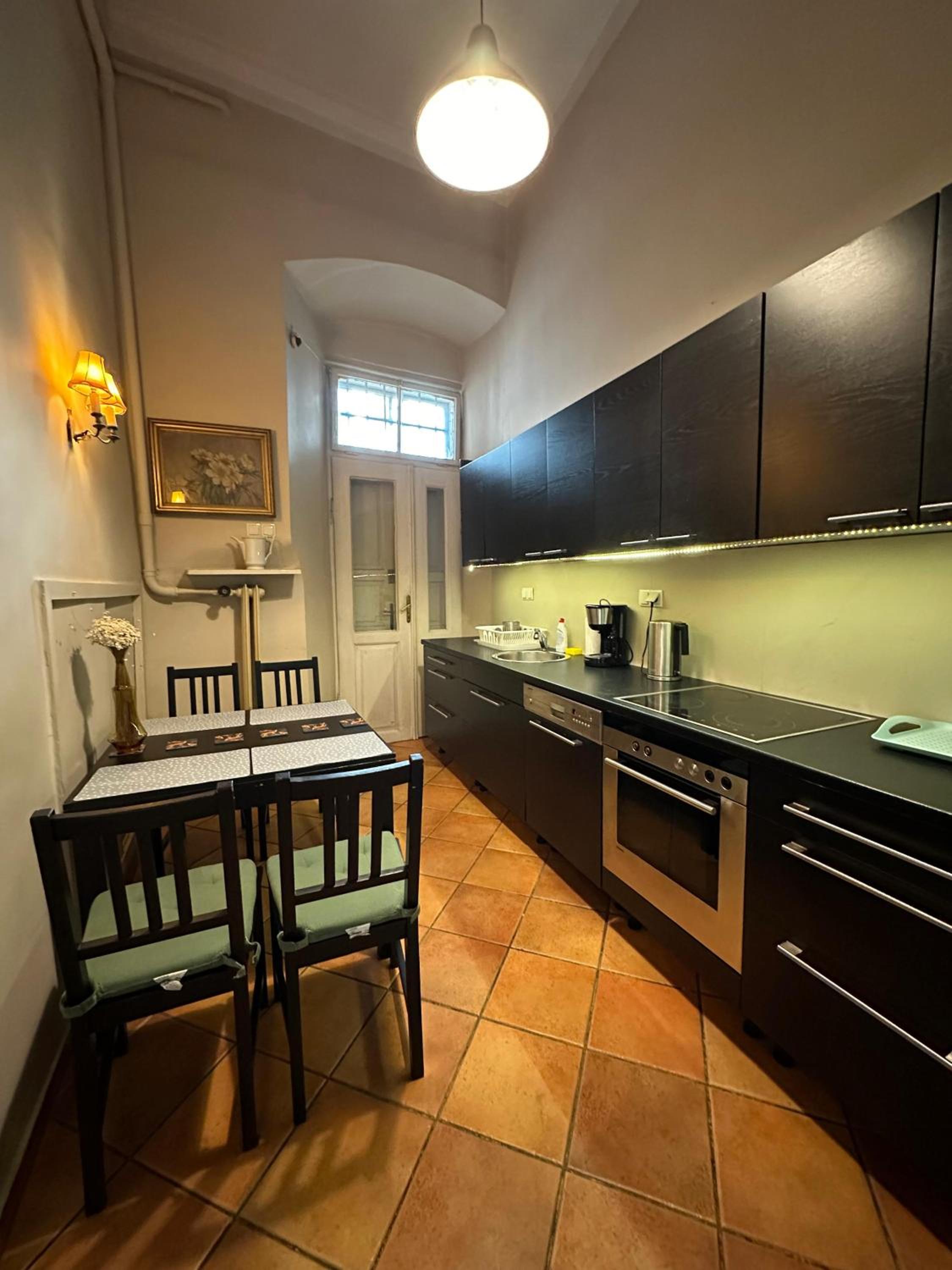 Main Market Square Apartments view 2