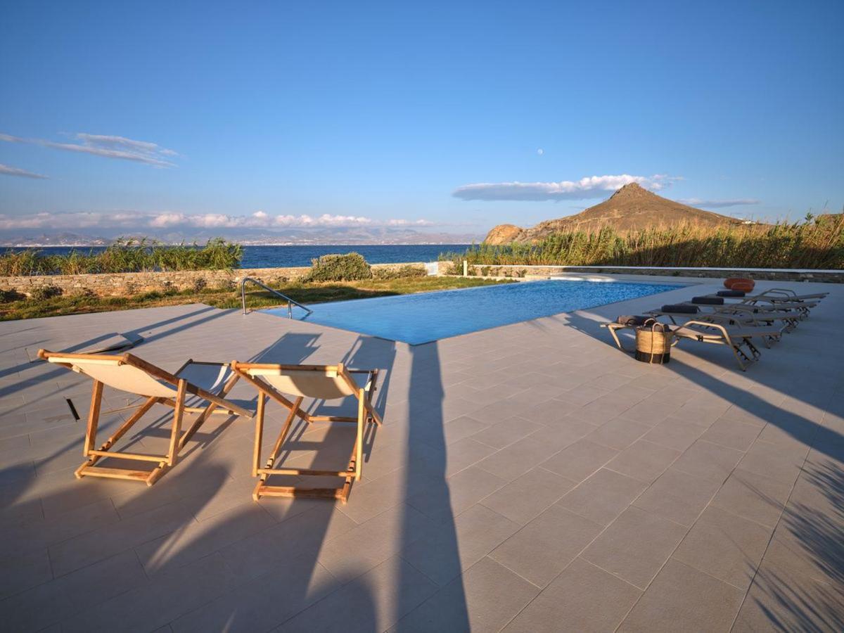 La mer Waterfront Villa view 2