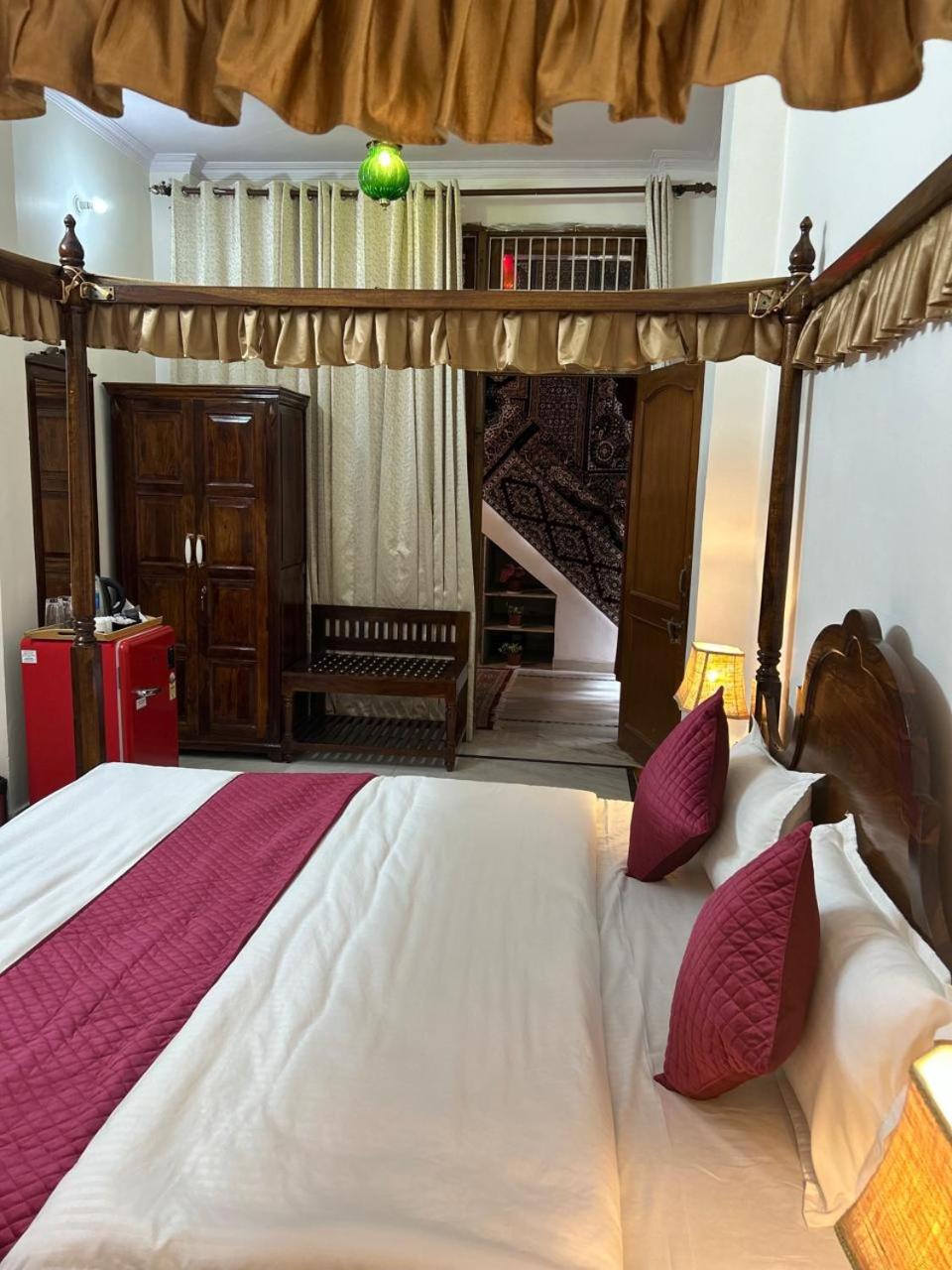 Mahlan Haveli view 2
