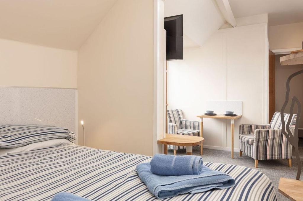 Silver Street Suites