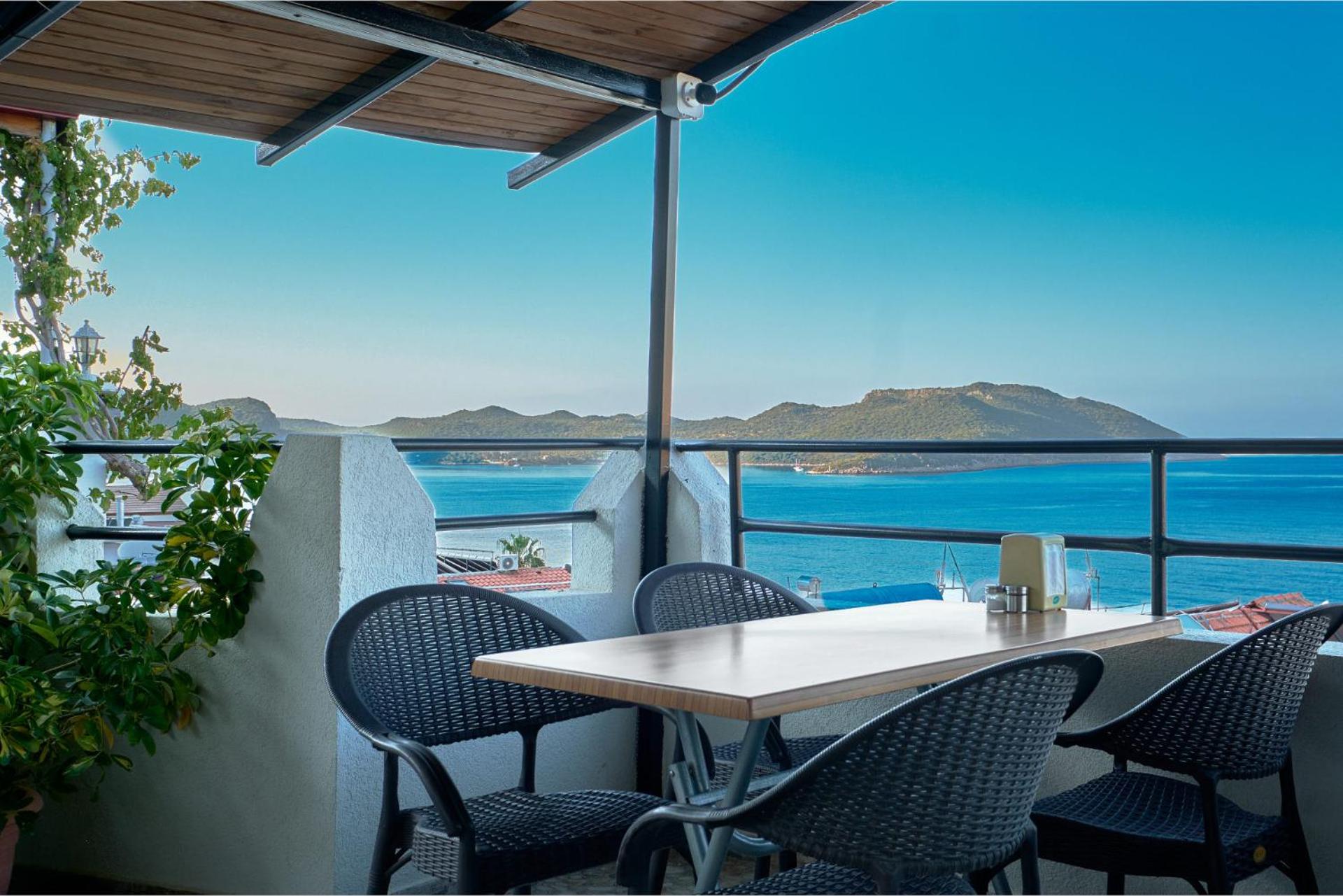 CARETTA PANSİYOn - Image 81