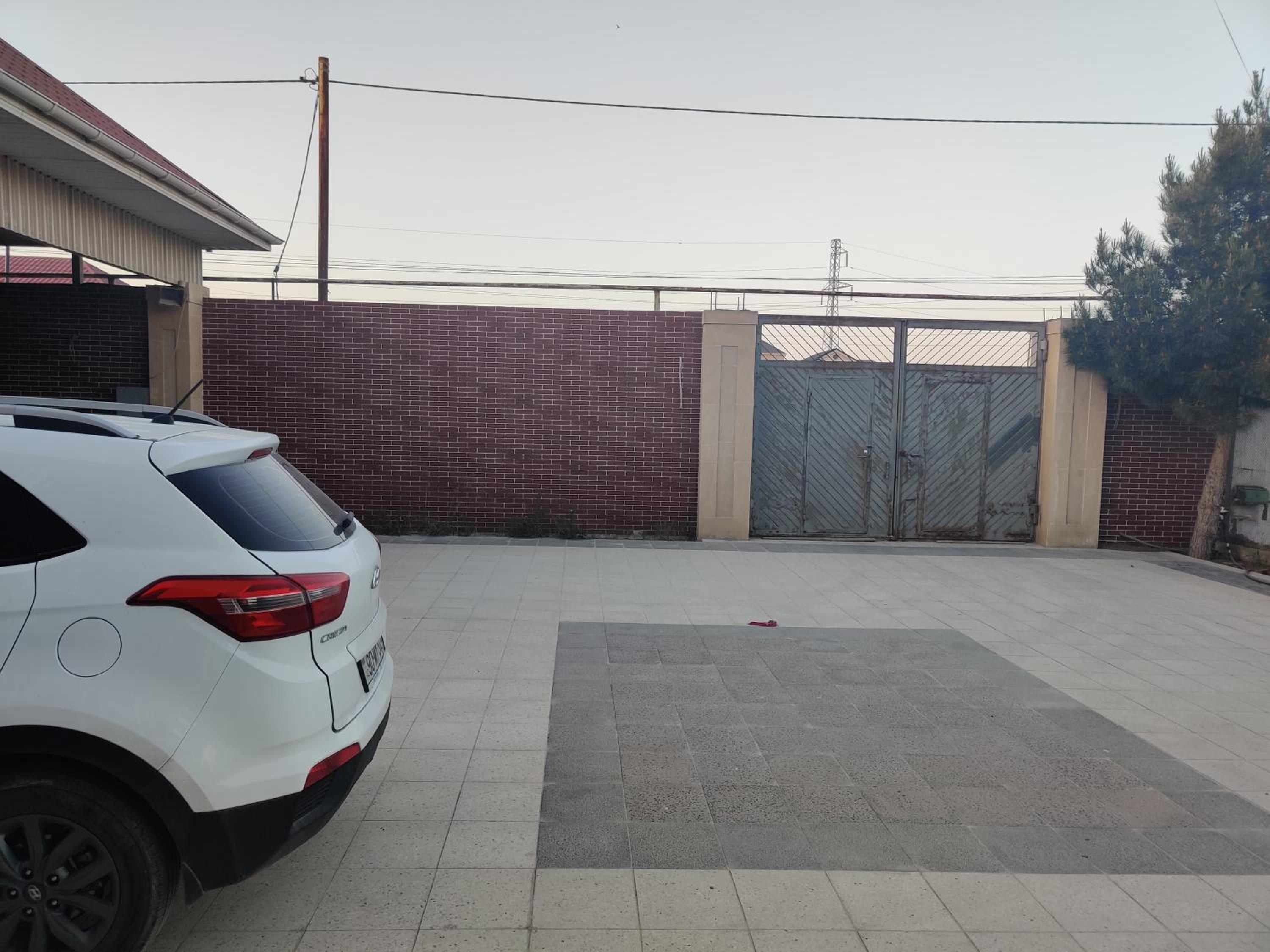 Baku Red Villa