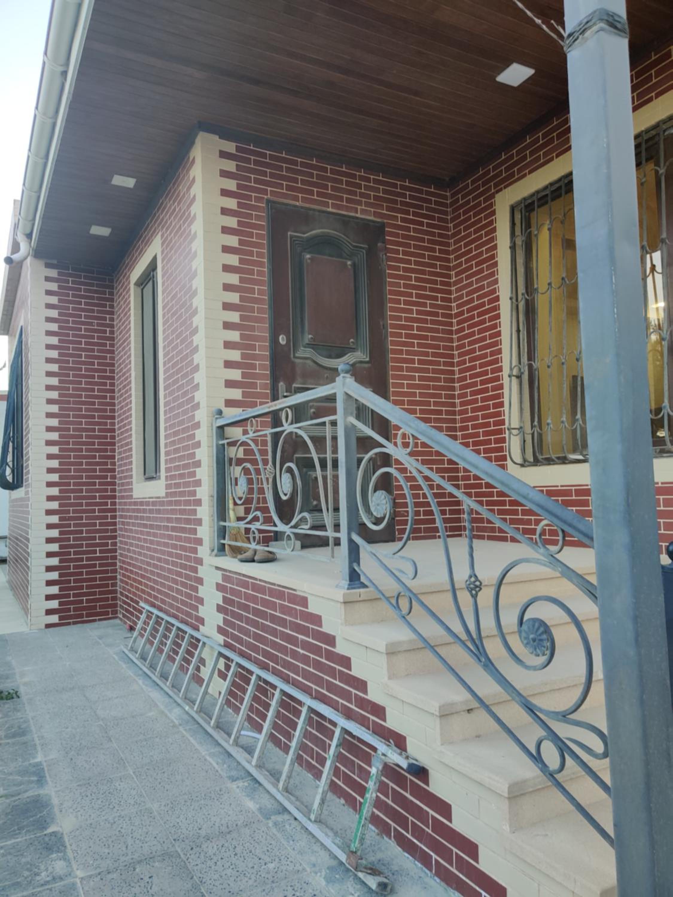 Baku Red Villa
