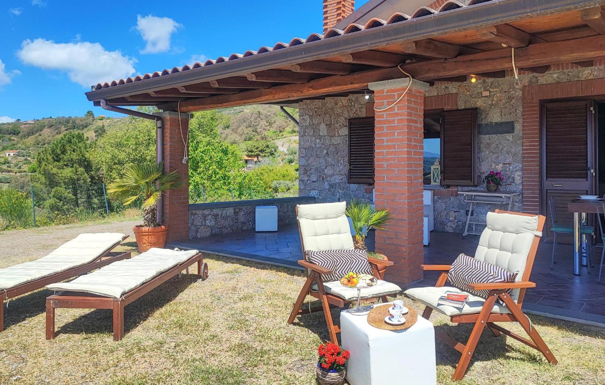 Villa Aura
