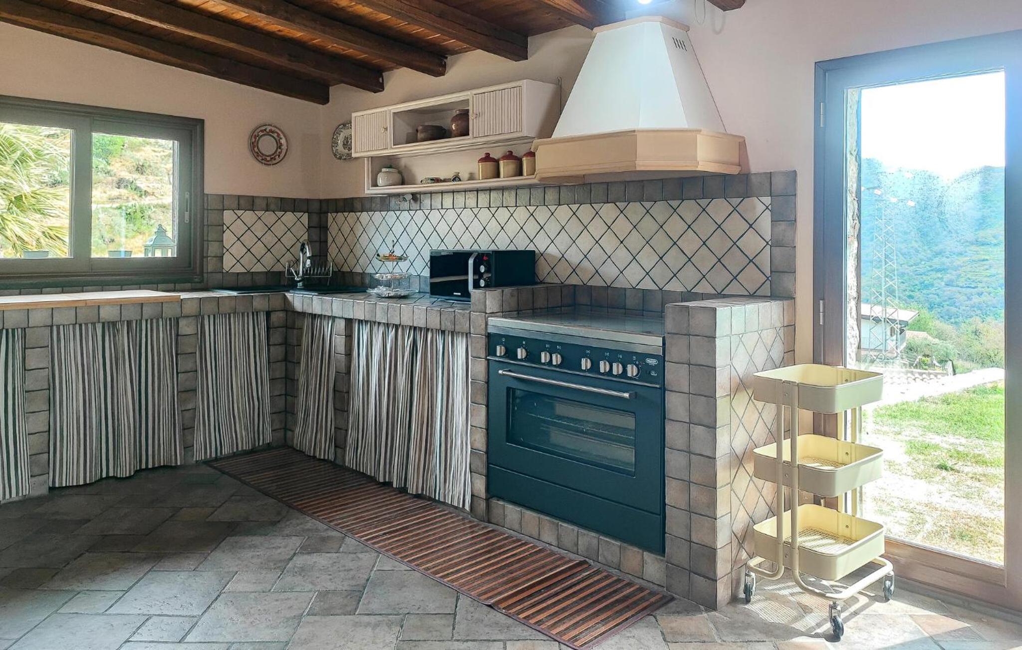 Villa Aura