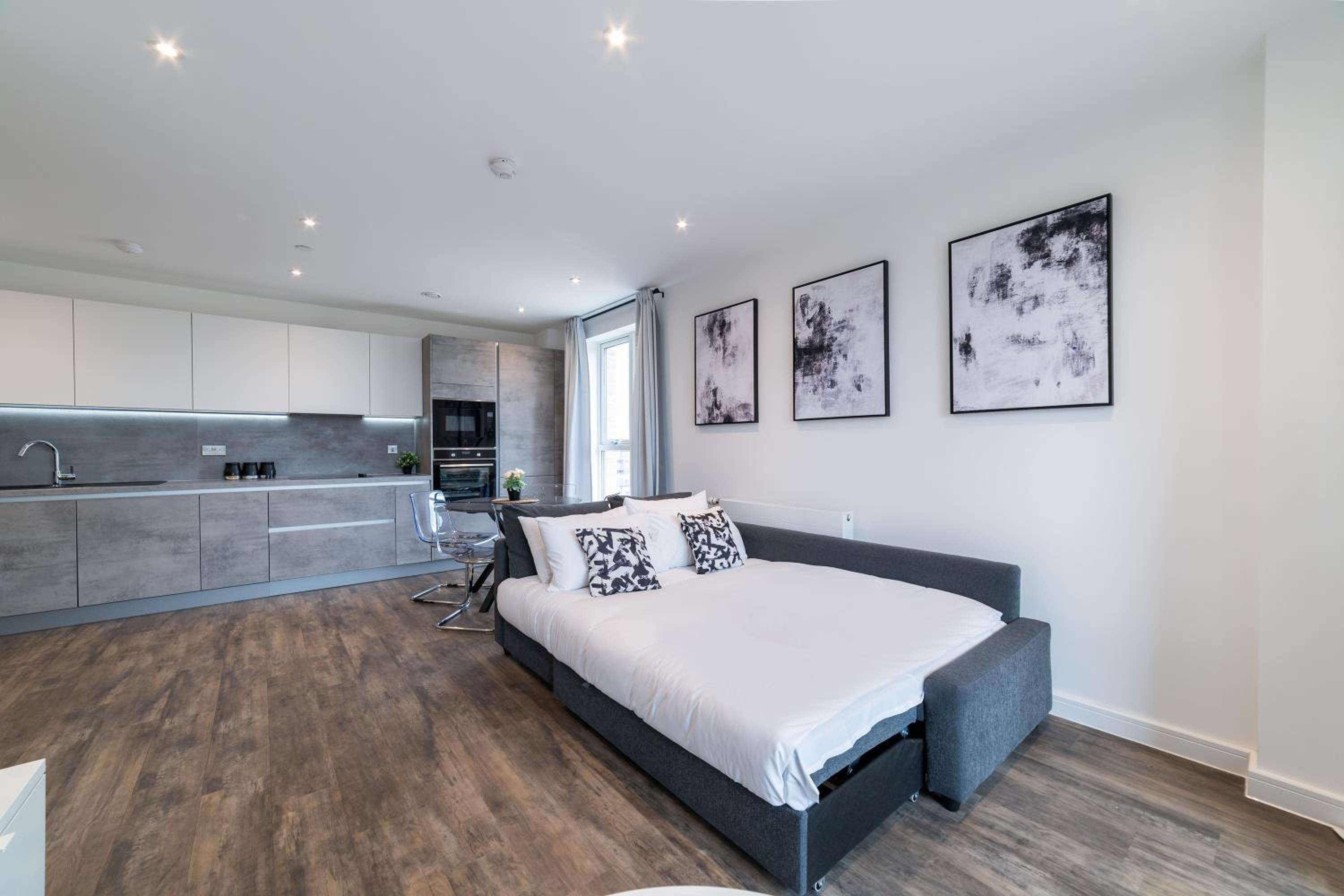 Swift Retreat in Barking