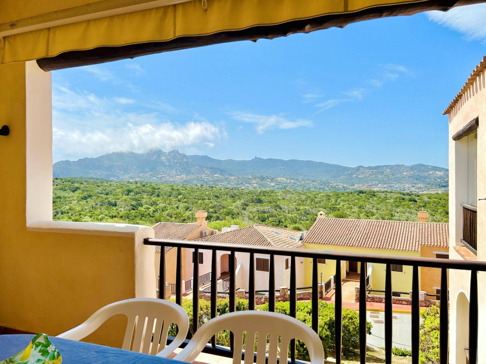 Sunset One CDL - Sea View Apartment on the First Floor with Private Beach
