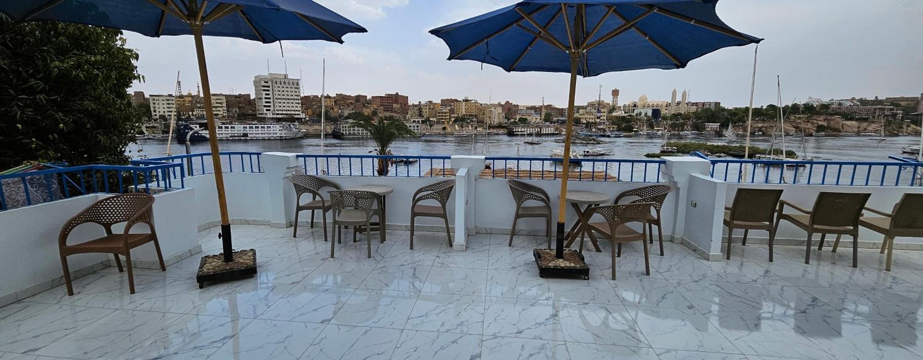 La Terrace