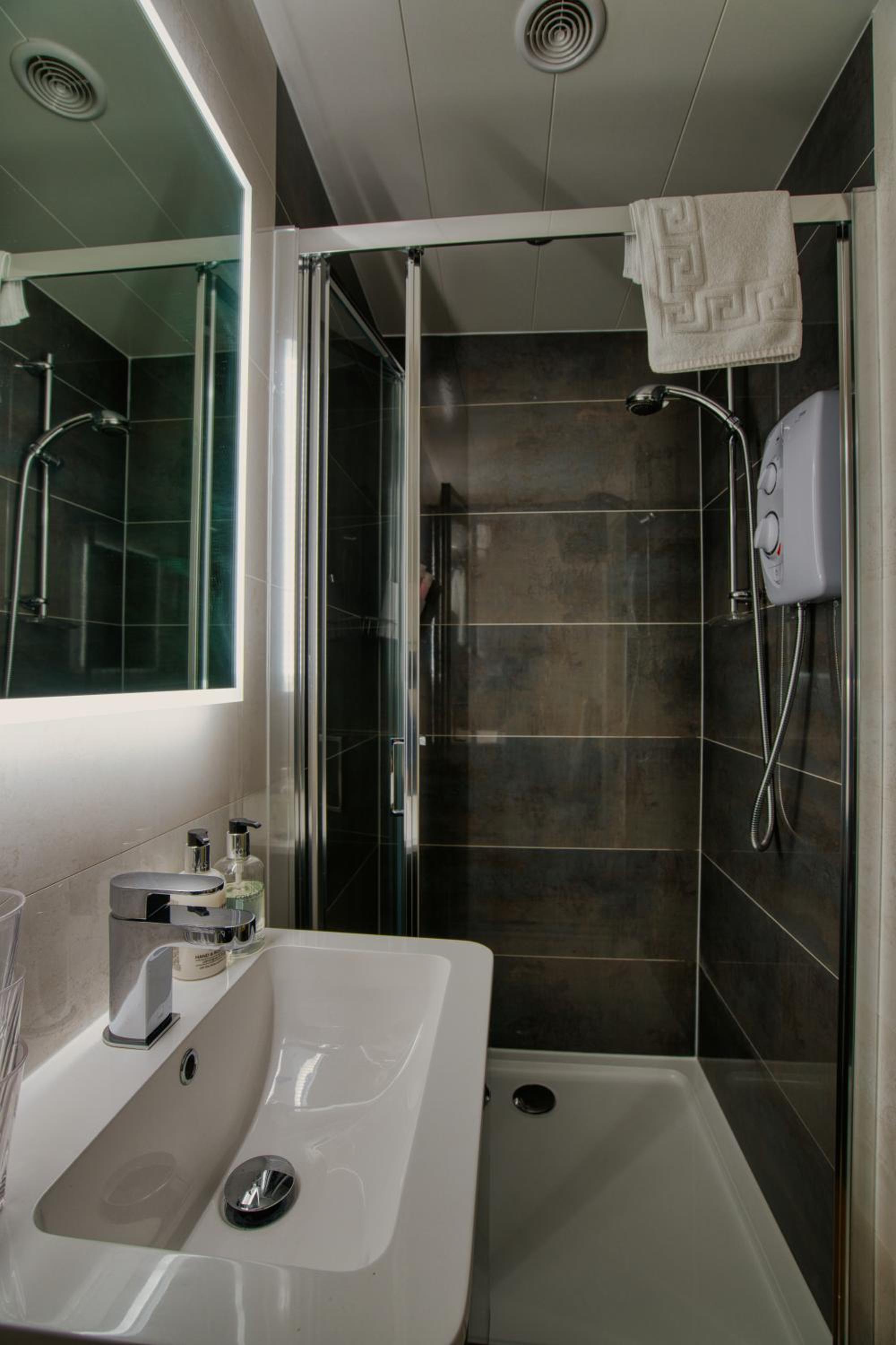 Pitfaranne Guest House