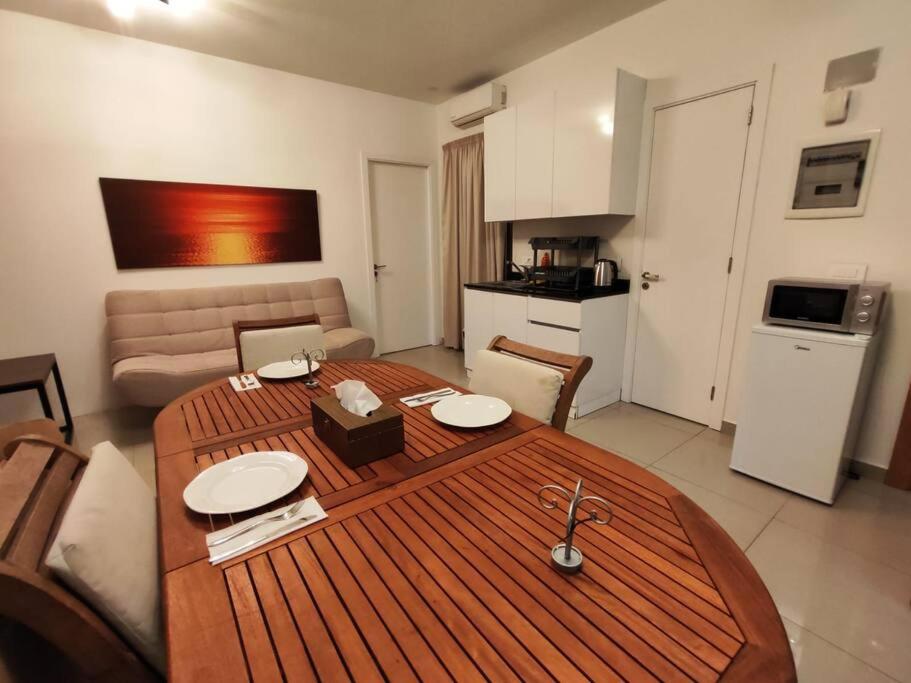 Spacious Nest 1-BR Apt in Ashrafieh view 4