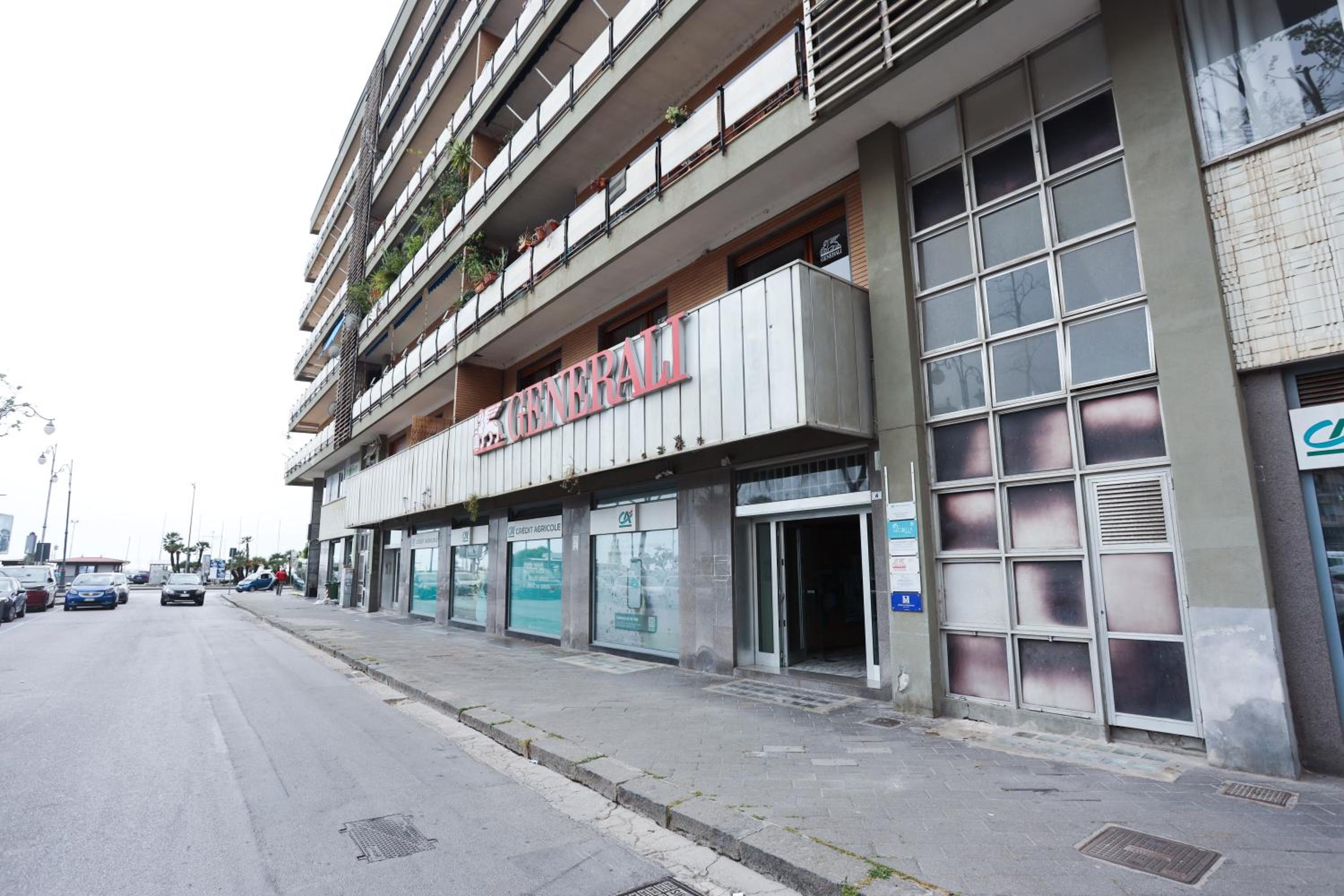 GuestHost - Lo Studio - Piazza della Concordia & Sea View Apt view 3