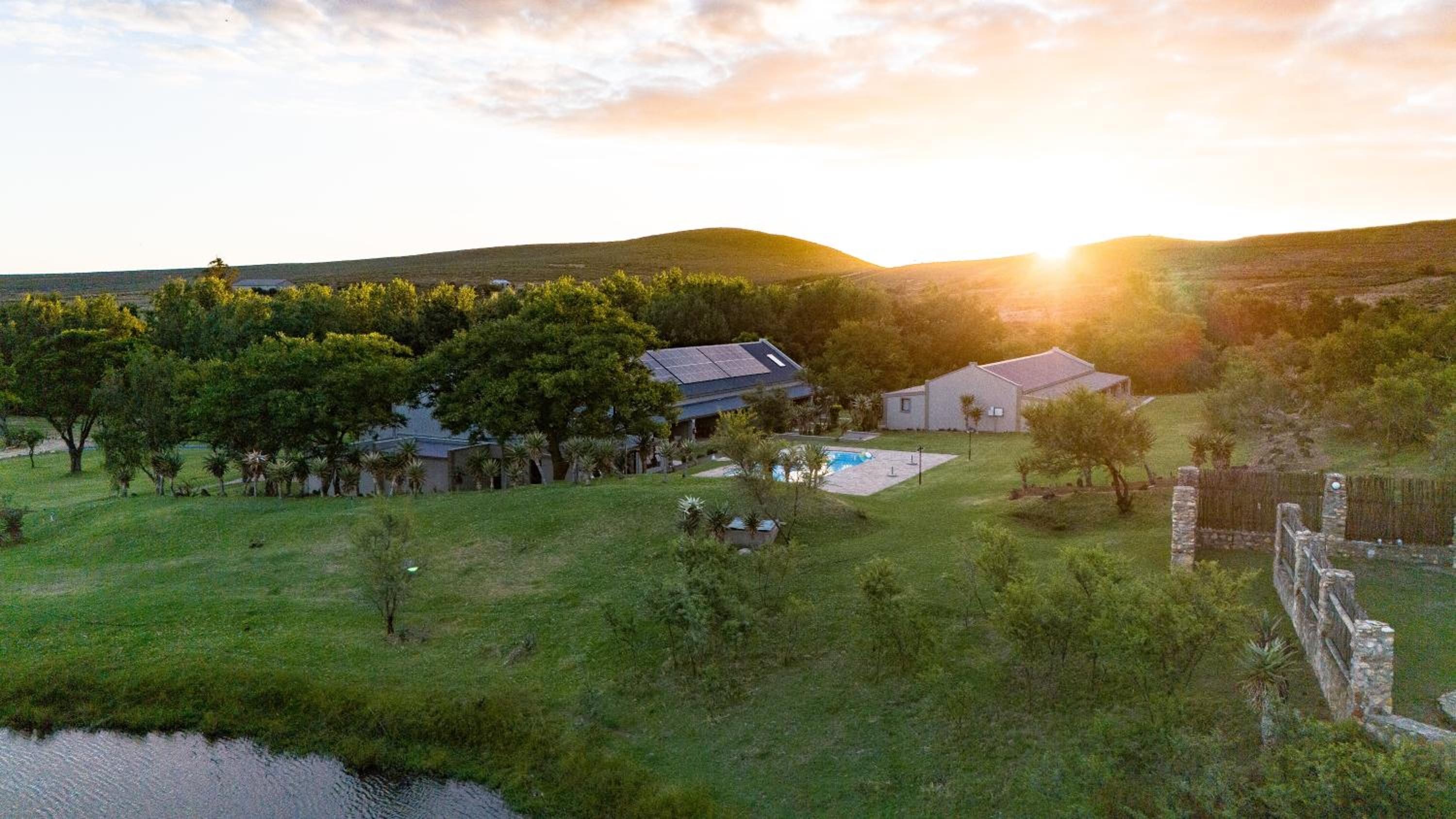 Swartberg Private Game Lodge