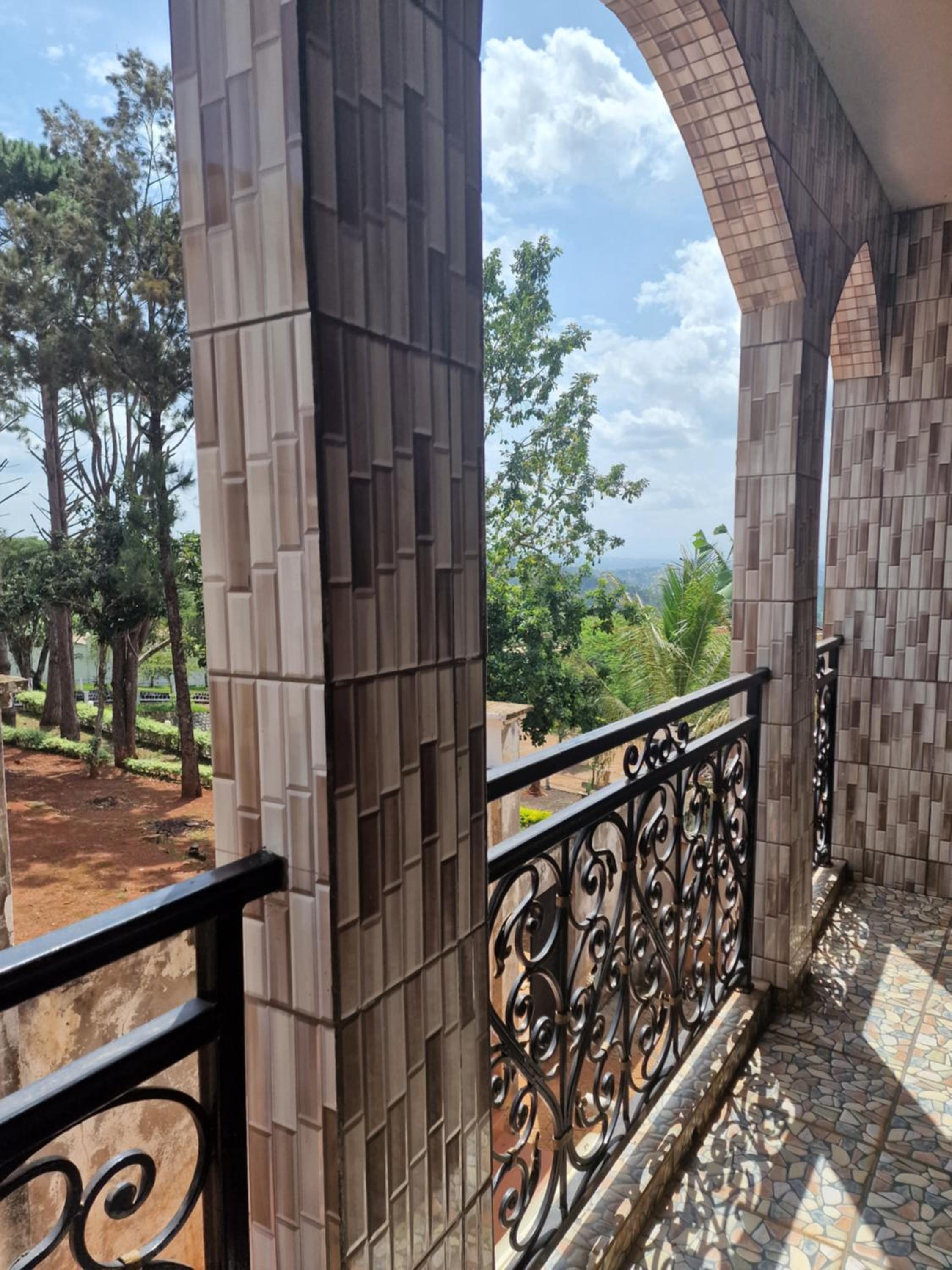 RESIDENCE DU PELERIN - Villa l'écrin de verdure à Bandjoun