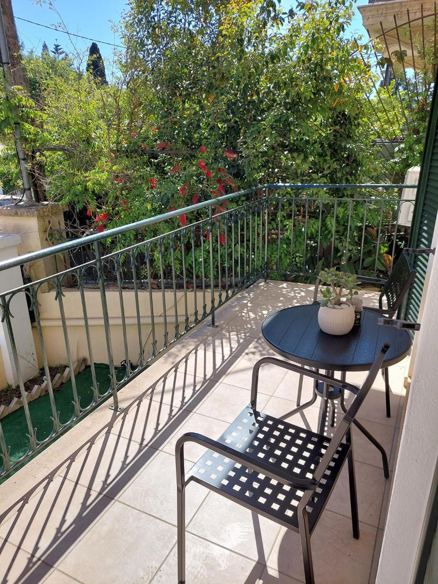 Apartment Adriana Mon Repos view 2