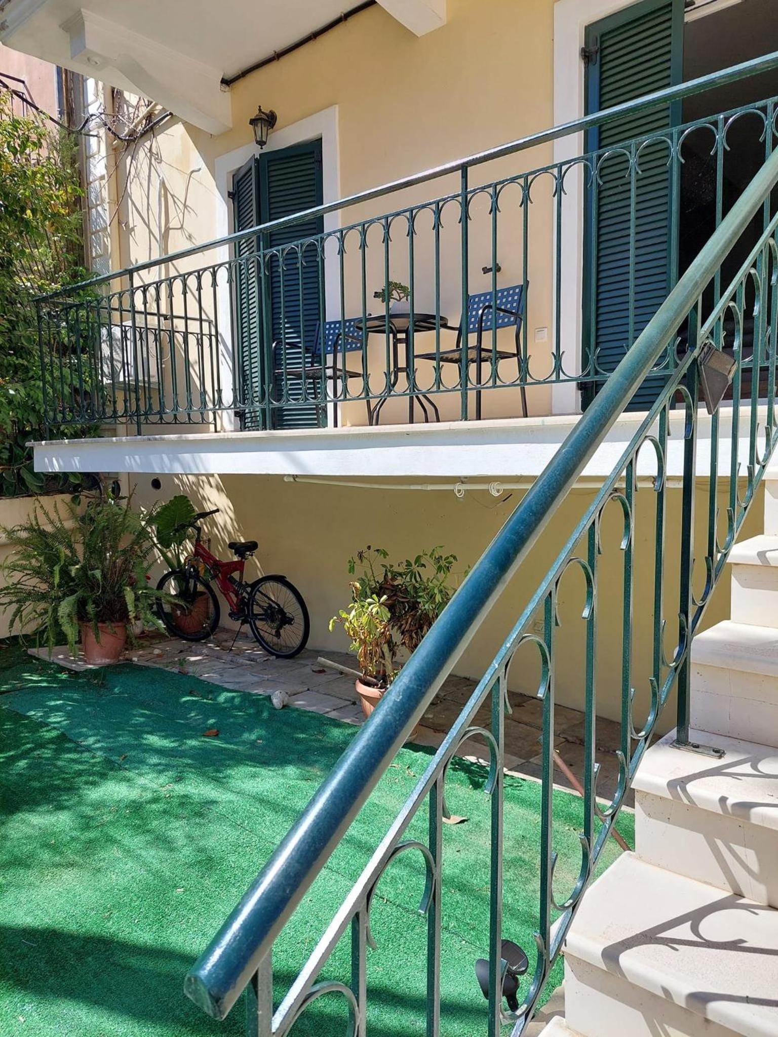 Apartment Adriana Mon Repos view 4