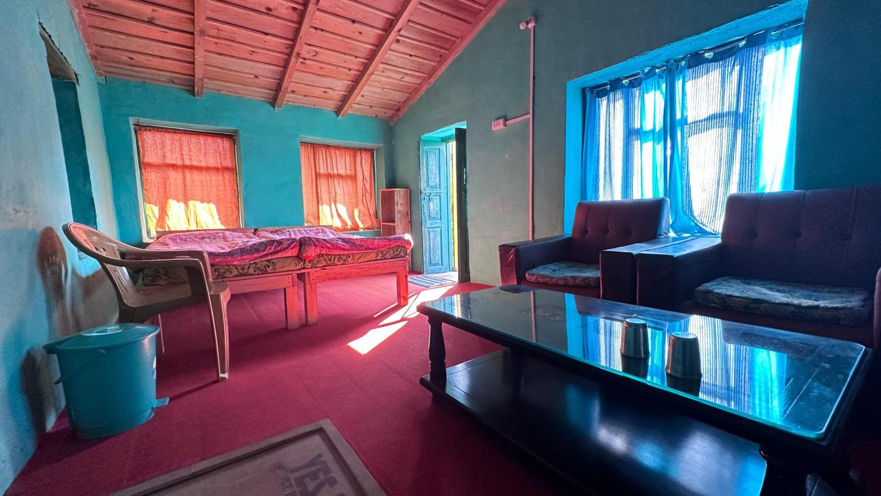 Joshi Cottage Binsar