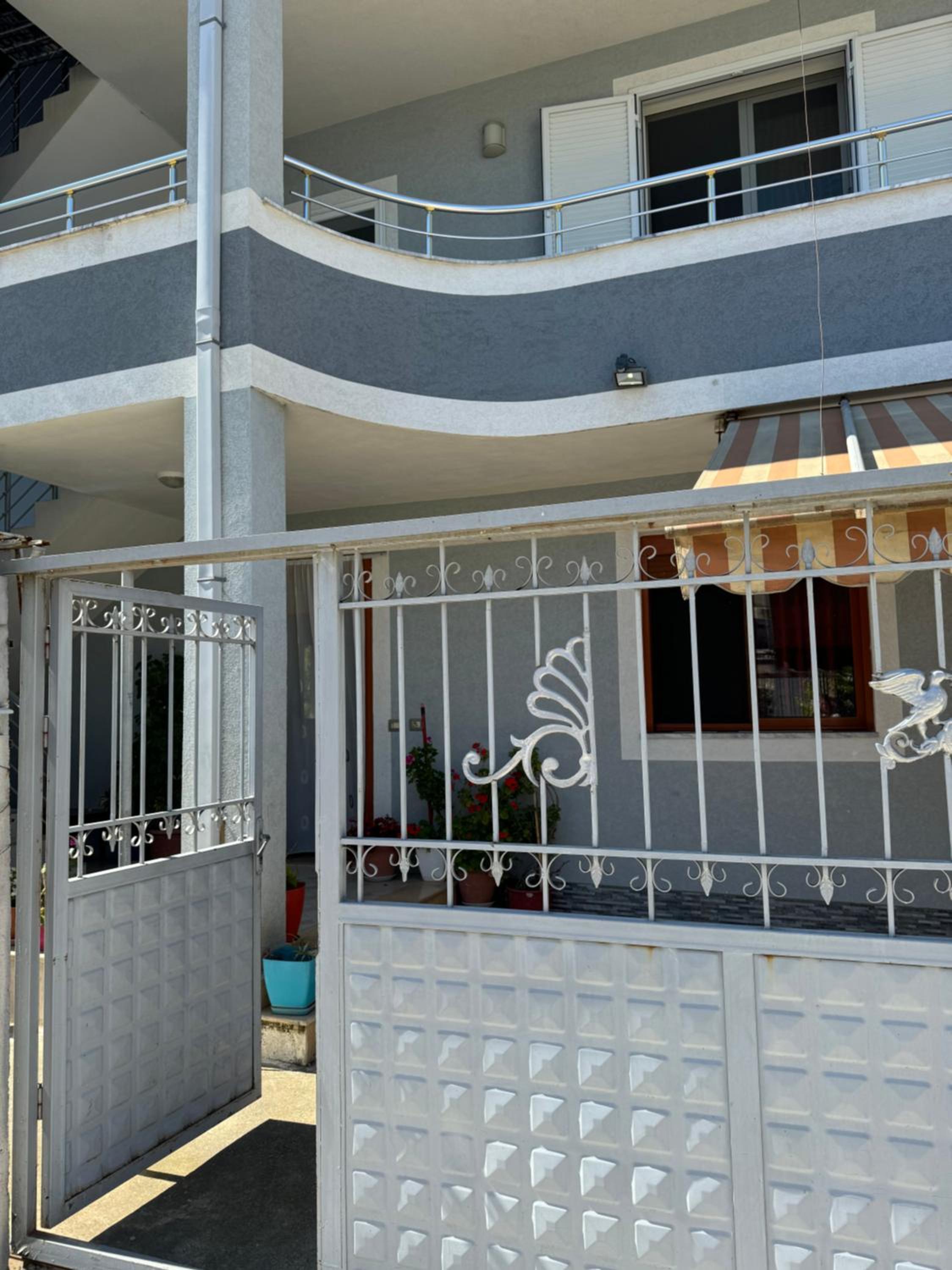 Ersi Apartment