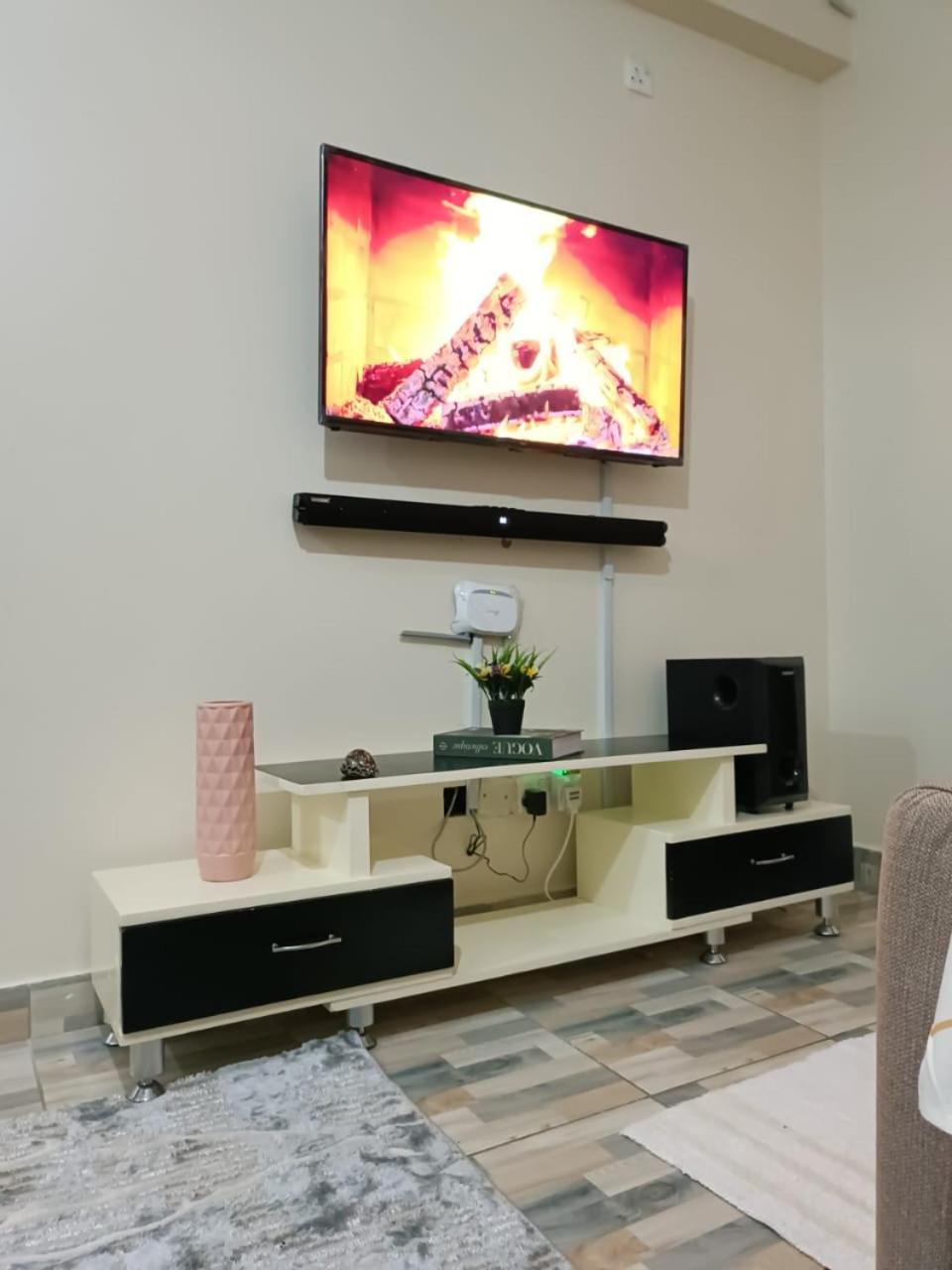 Homely studio Apartment 2