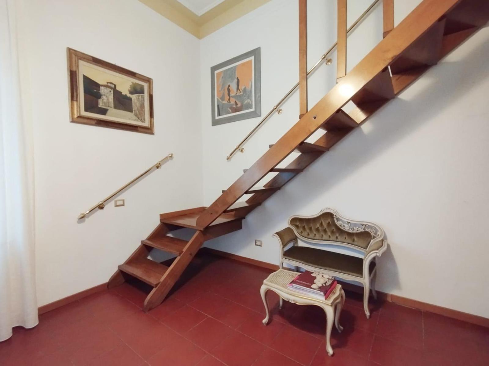 FLORENCE ROOFTOP RETREAT