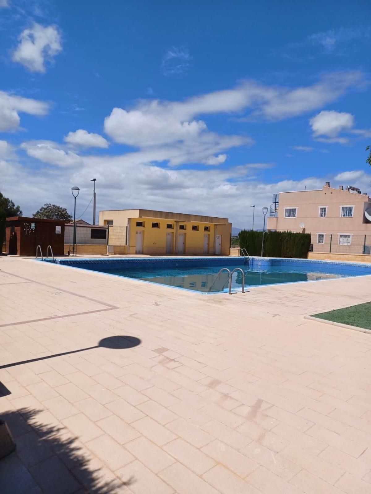 Photo 33
