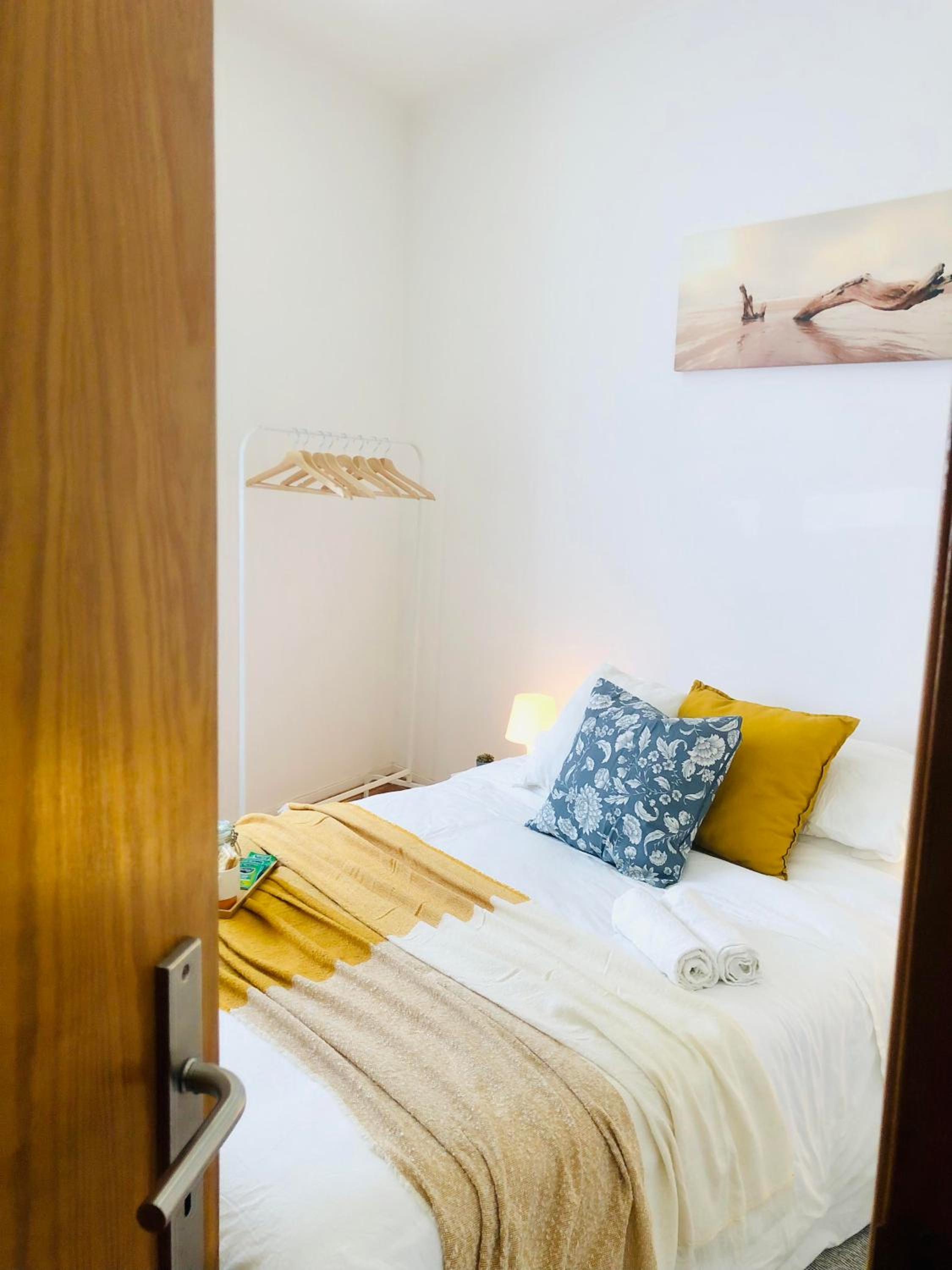 Quarto com Vista do Rio Tejo view 3