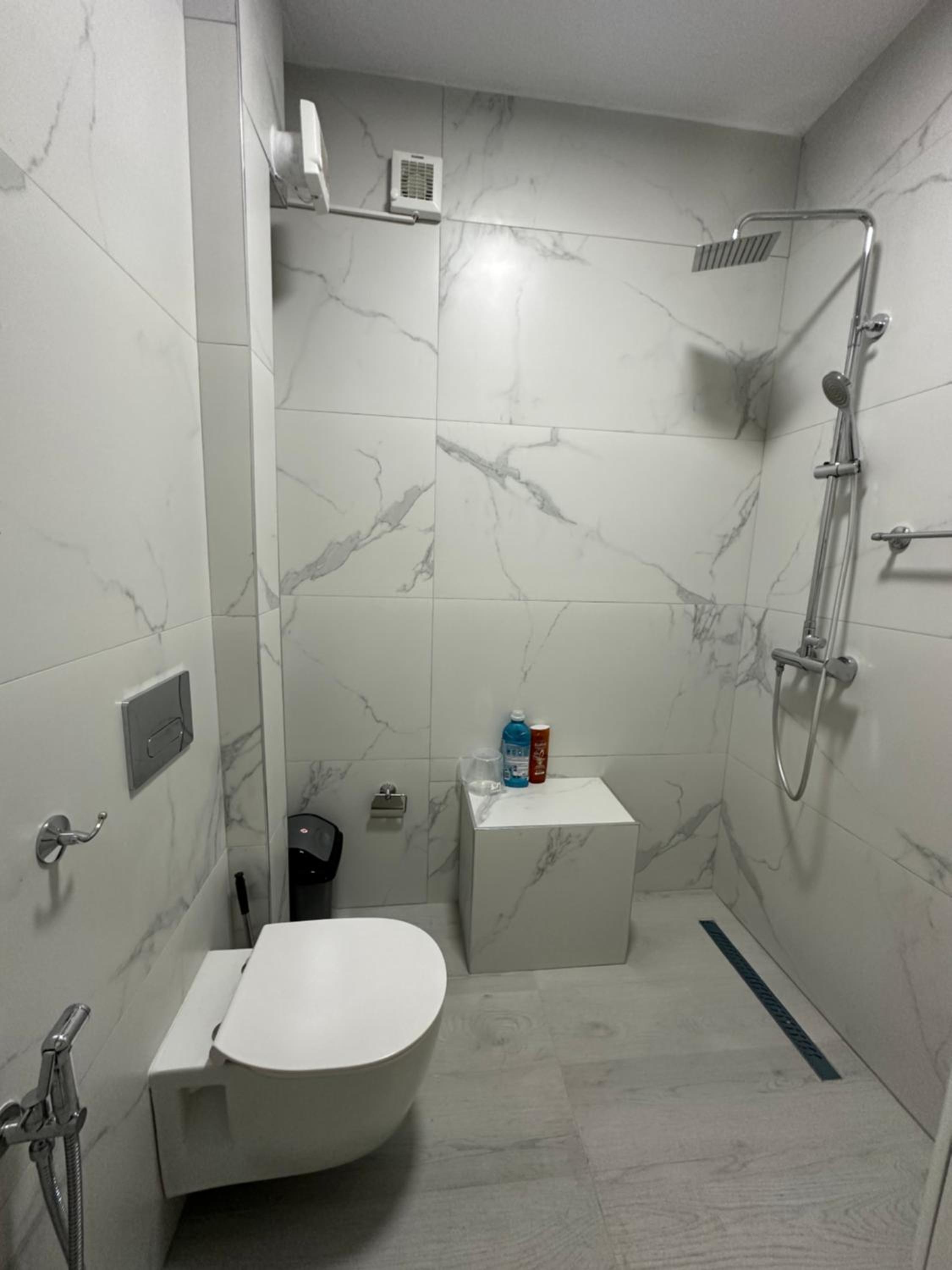 Gjini Apartment