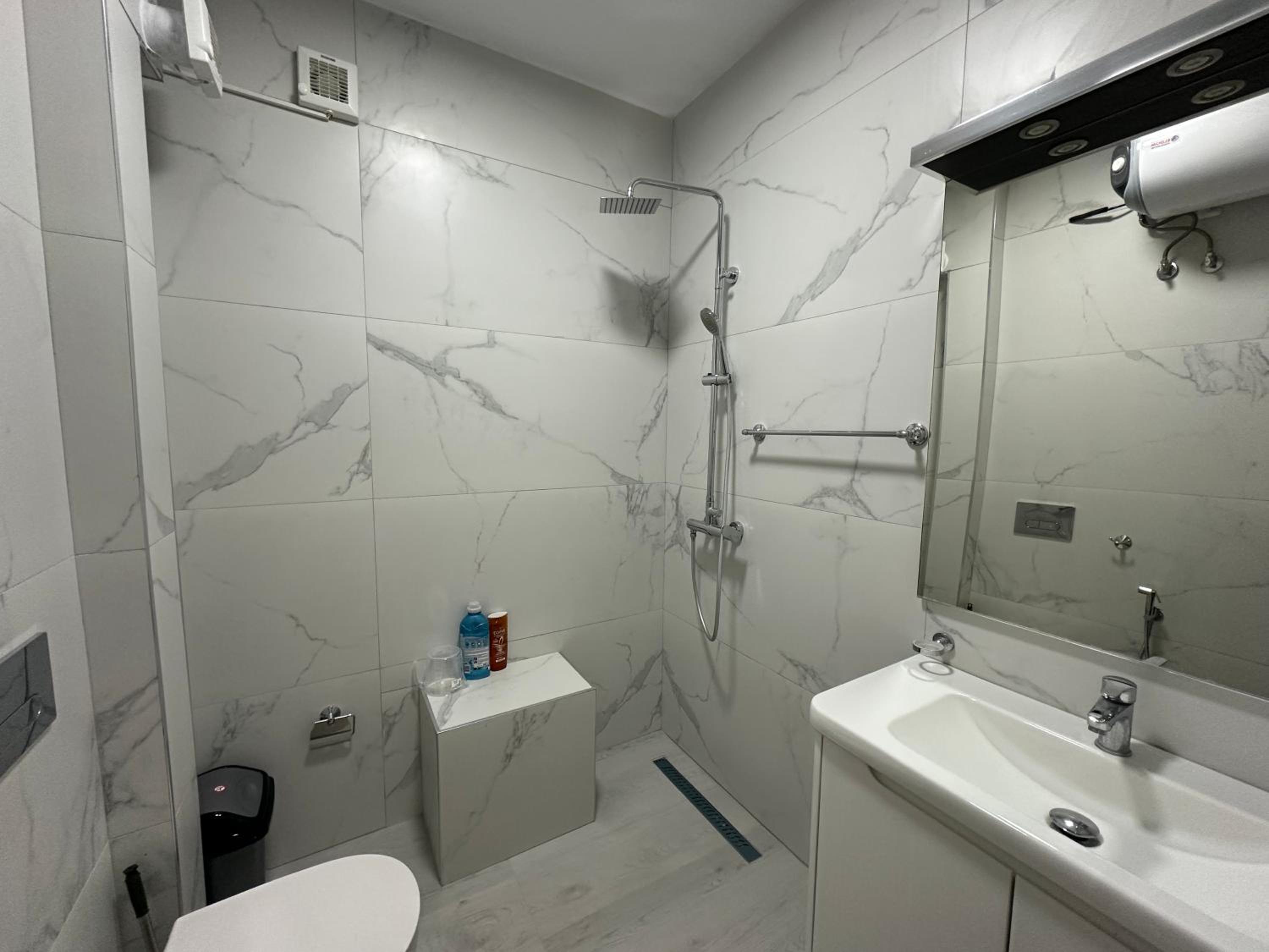 Gjini Apartment
