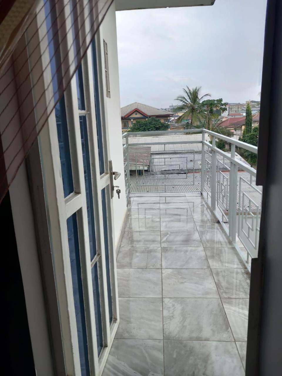 Magnifique appartement haut standing à Kotto, calme, propre, securise avec groupe electrogene et wifi