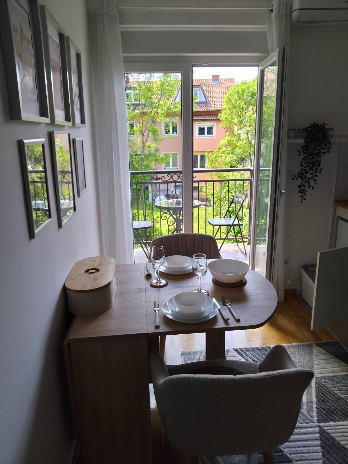 Studio SIESTA view 4