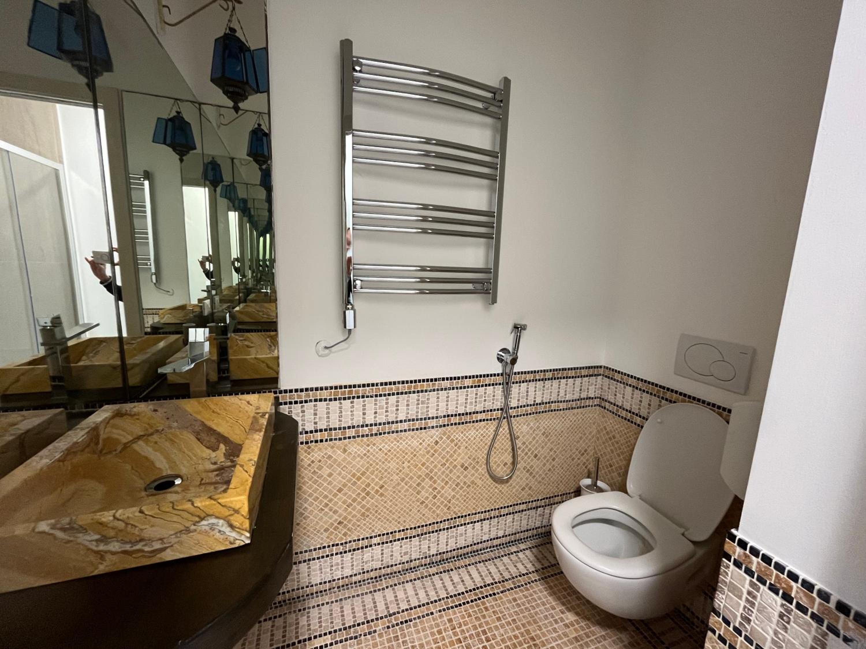 Mandalay Lodge & Resort Senigallia