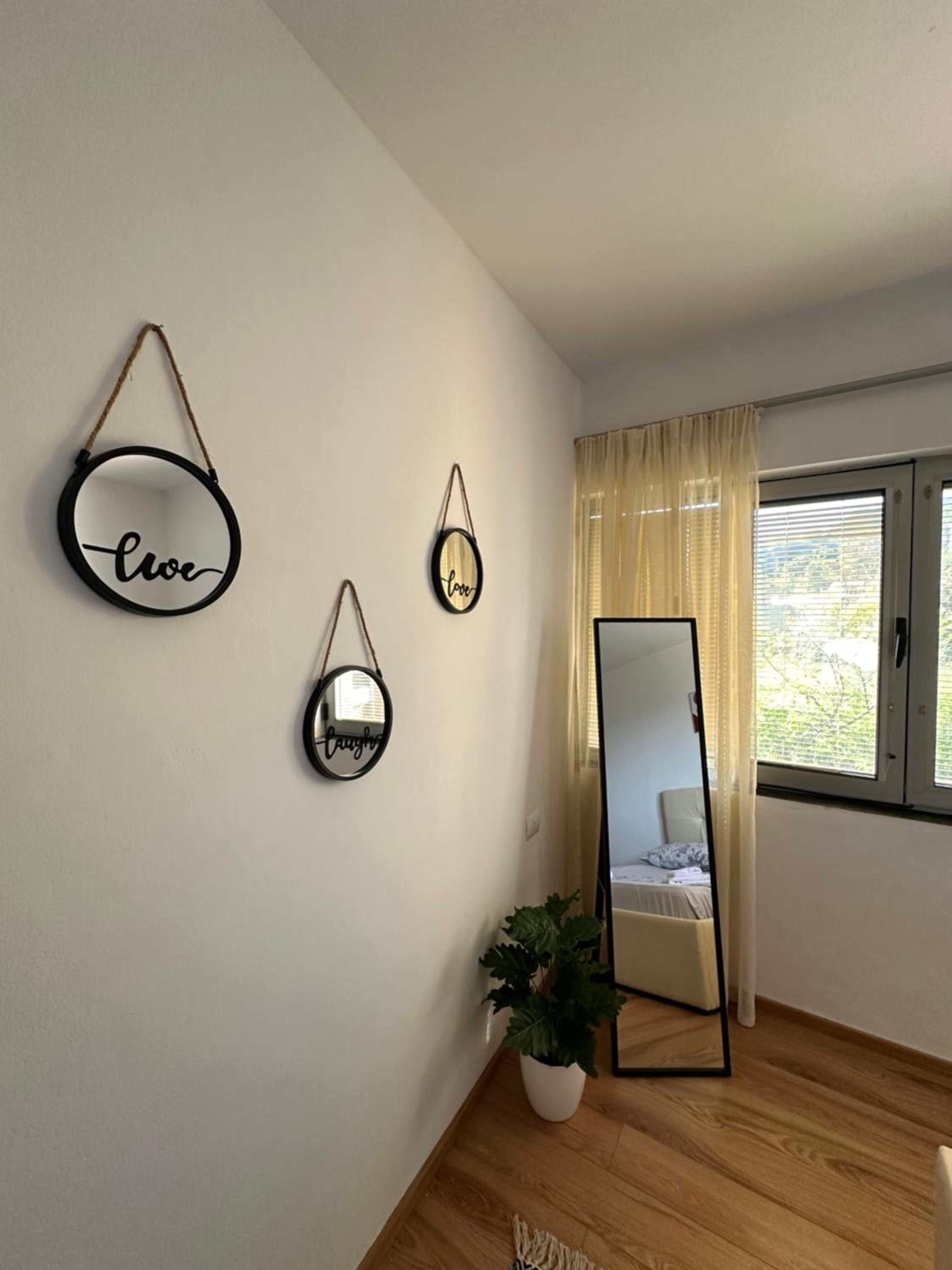 Gafko Apartments Currila Beach