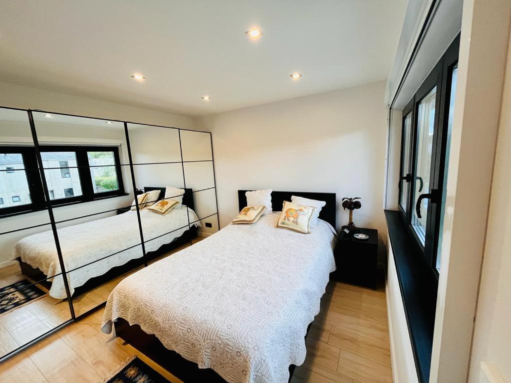 Town house with garden - 1 room with shared bathroom