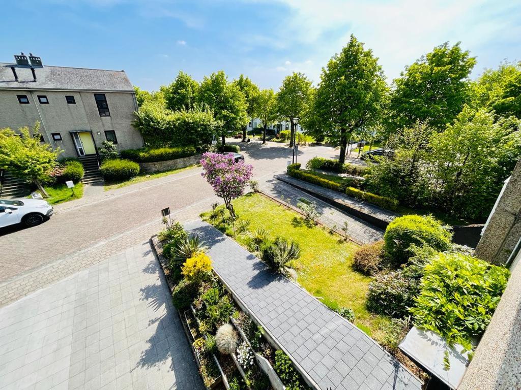 Town house with garden - 1 room with shared bathroom