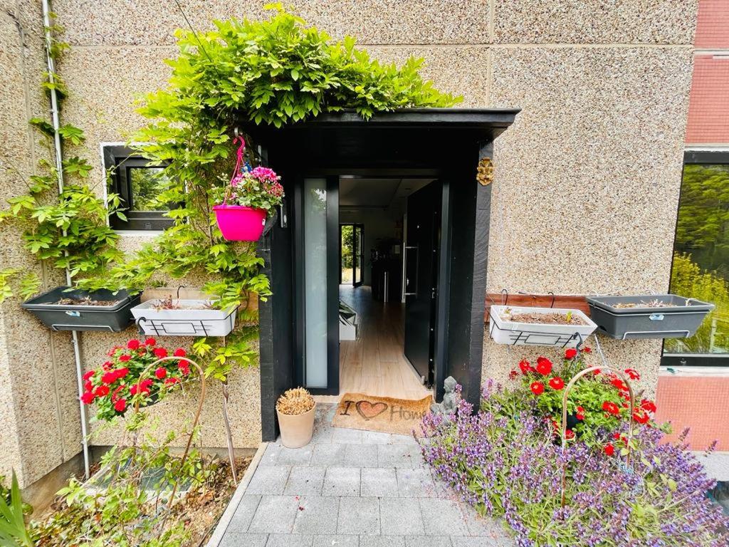 Town house with garden - 1 room with shared bathroom