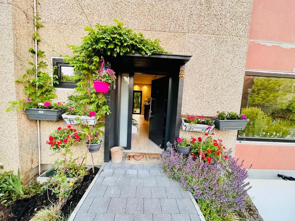 Town house with garden - 1 room with shared bathroom