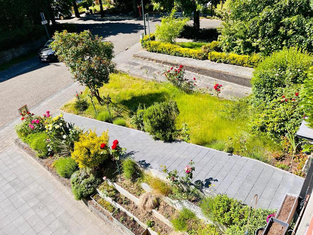 Town house with garden - 1 room with shared bathroom