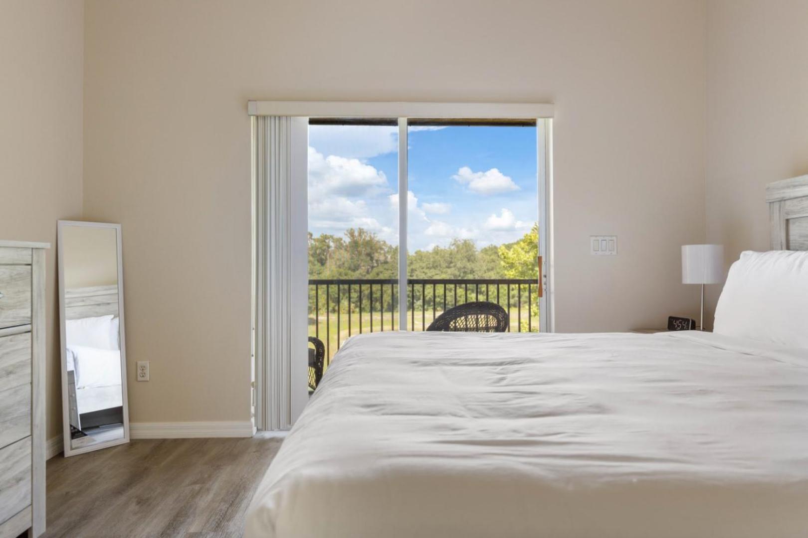 Tropical Bliss Hideaway - Clubhouse - Oakwater